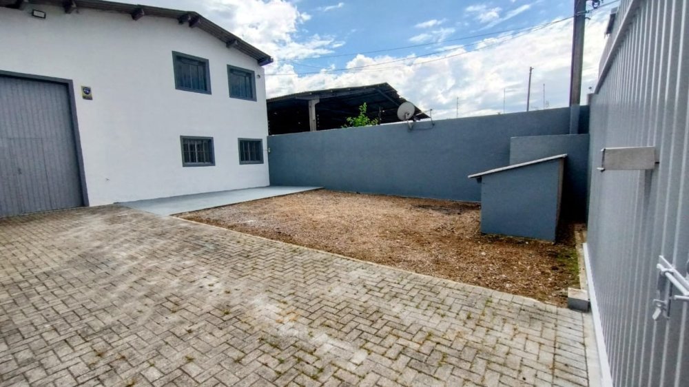 Barraco - Aluguel - Xaxim - Curitiba - PR