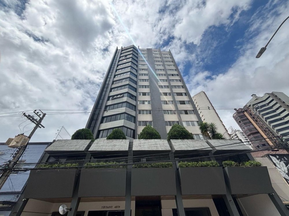 Apartamento - Venda - Centro - Curitiba - PR