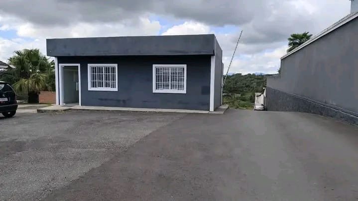 Barraco - Aluguel - Araatuba - Campina Grande do Sul - PR